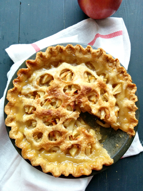 Old Fashioned Apple Pie | Naive Cook Cooks